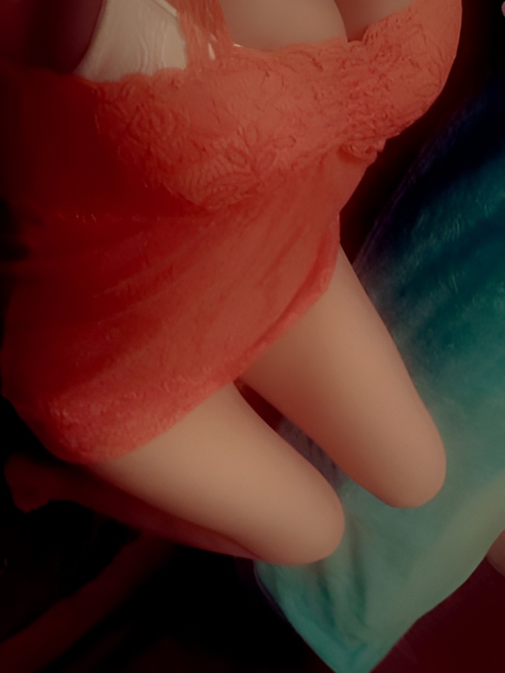 Елена привлекальеная девушка из Сыктывкара цена от 2500 руб