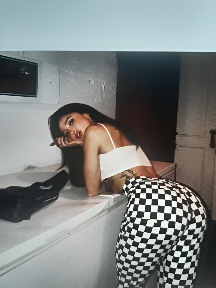 Снежана привлекальеная девушка из Сыктывкара цена от 2000 руб