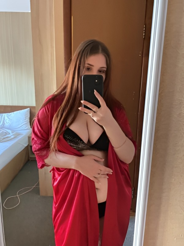 Галина привлекательная девушка из Сыктывкара цена от 2000 руб