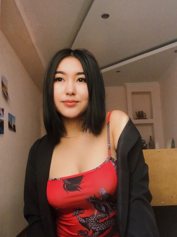 Неля привлекательная девушка из Сыктывкара цена от 3000 руб