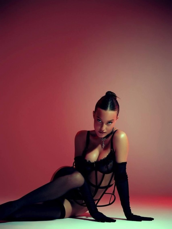 Дашута привлекательная девушка из Сыктывкара цена от 6000 руб